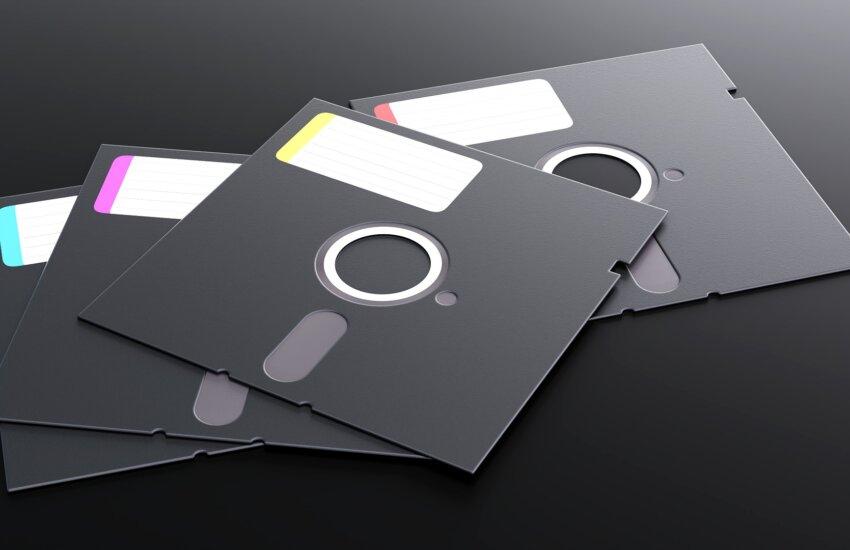 Memory And Storage Devices: Magnetic Memory